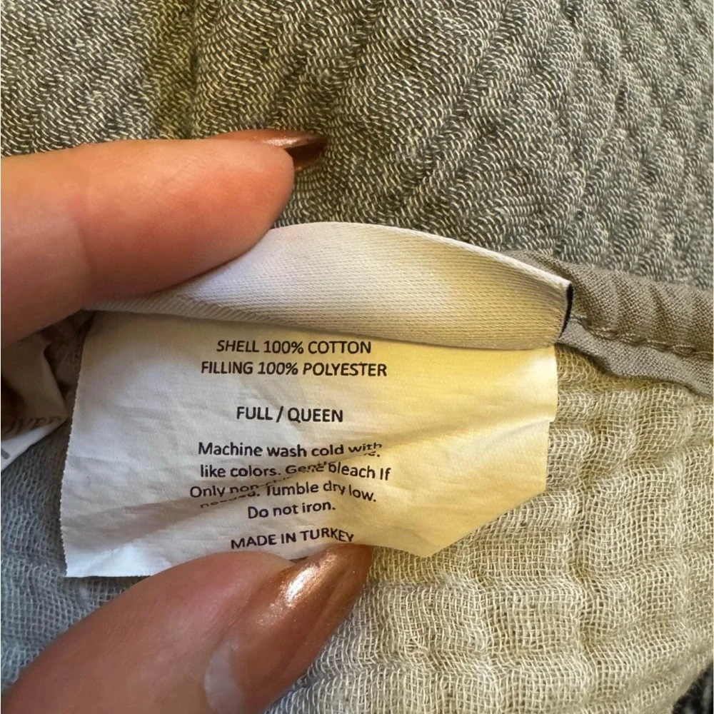 Parachute cream and grey quilted comforter